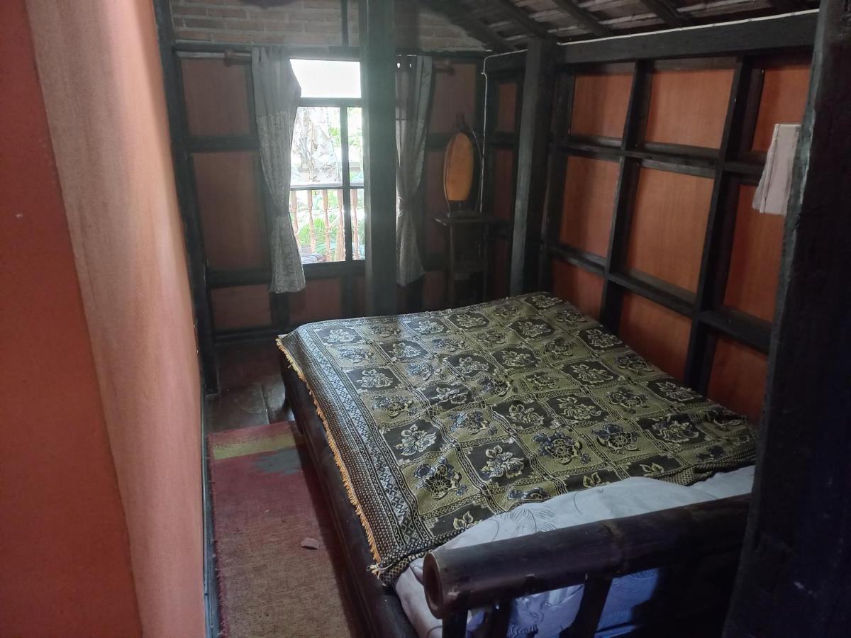Hotel Teak House Chiang Mai Esterno foto
