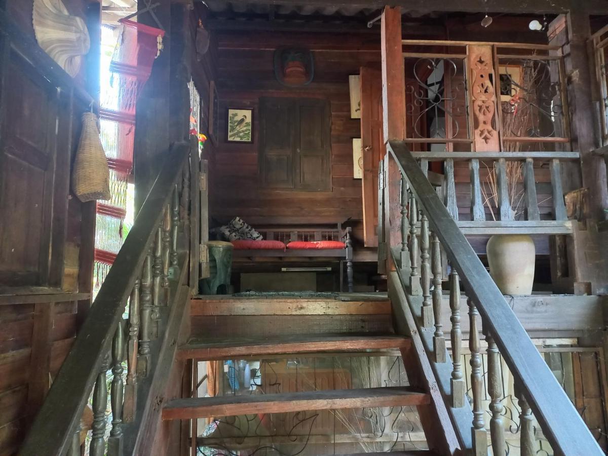 Hotel Teak House Chiang Mai Esterno foto