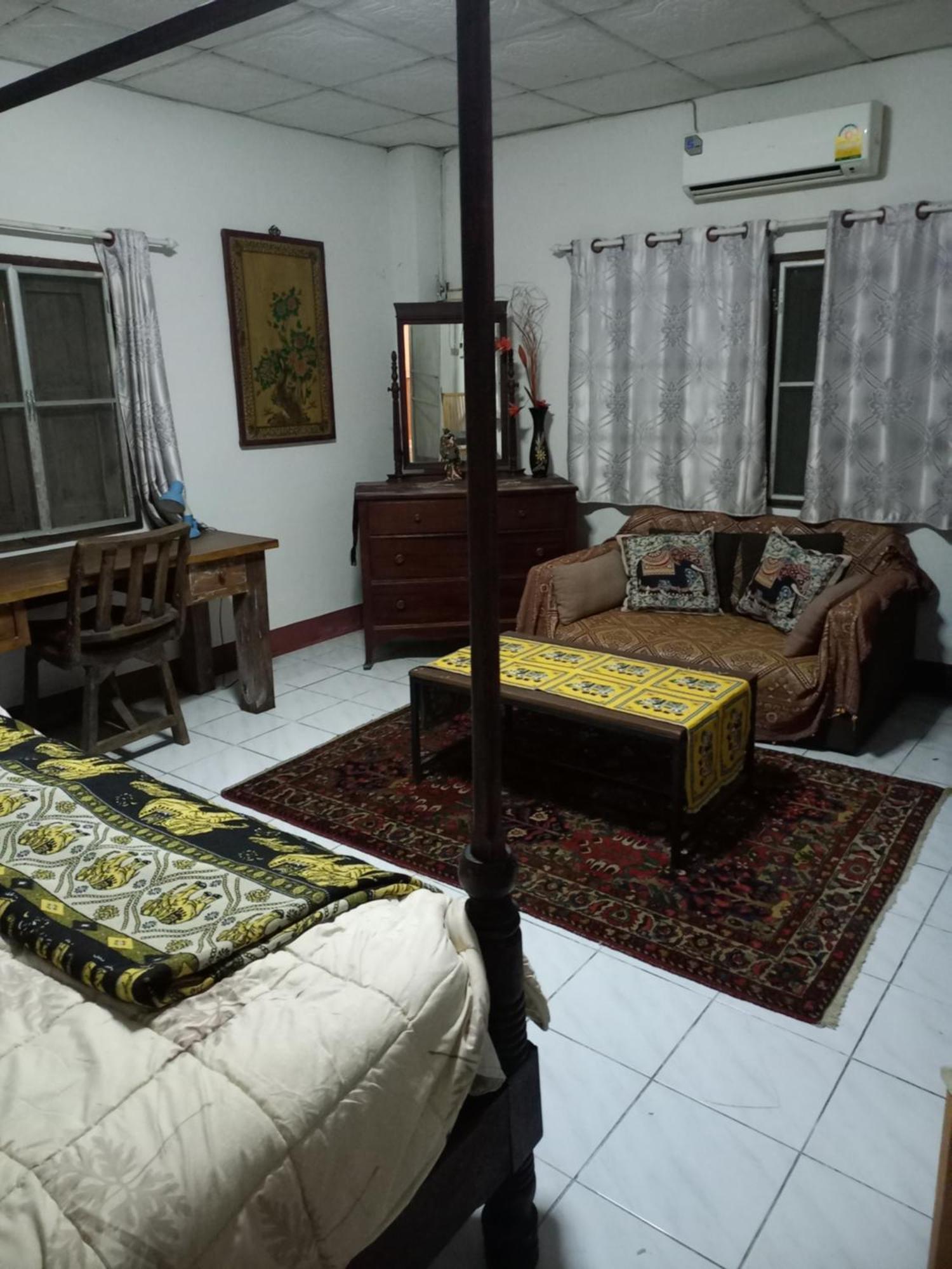 Hotel Teak House Chiang Mai Esterno foto