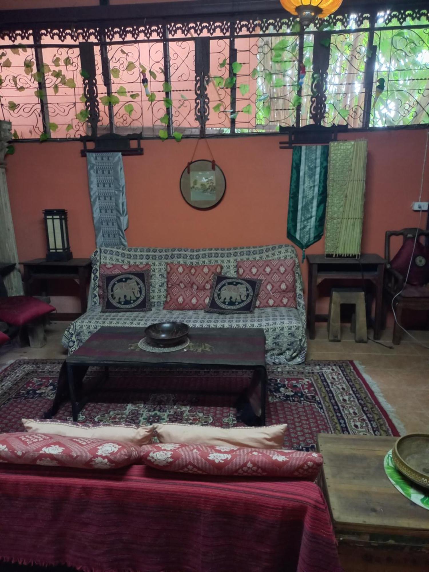 Hotel Teak House Chiang Mai Esterno foto