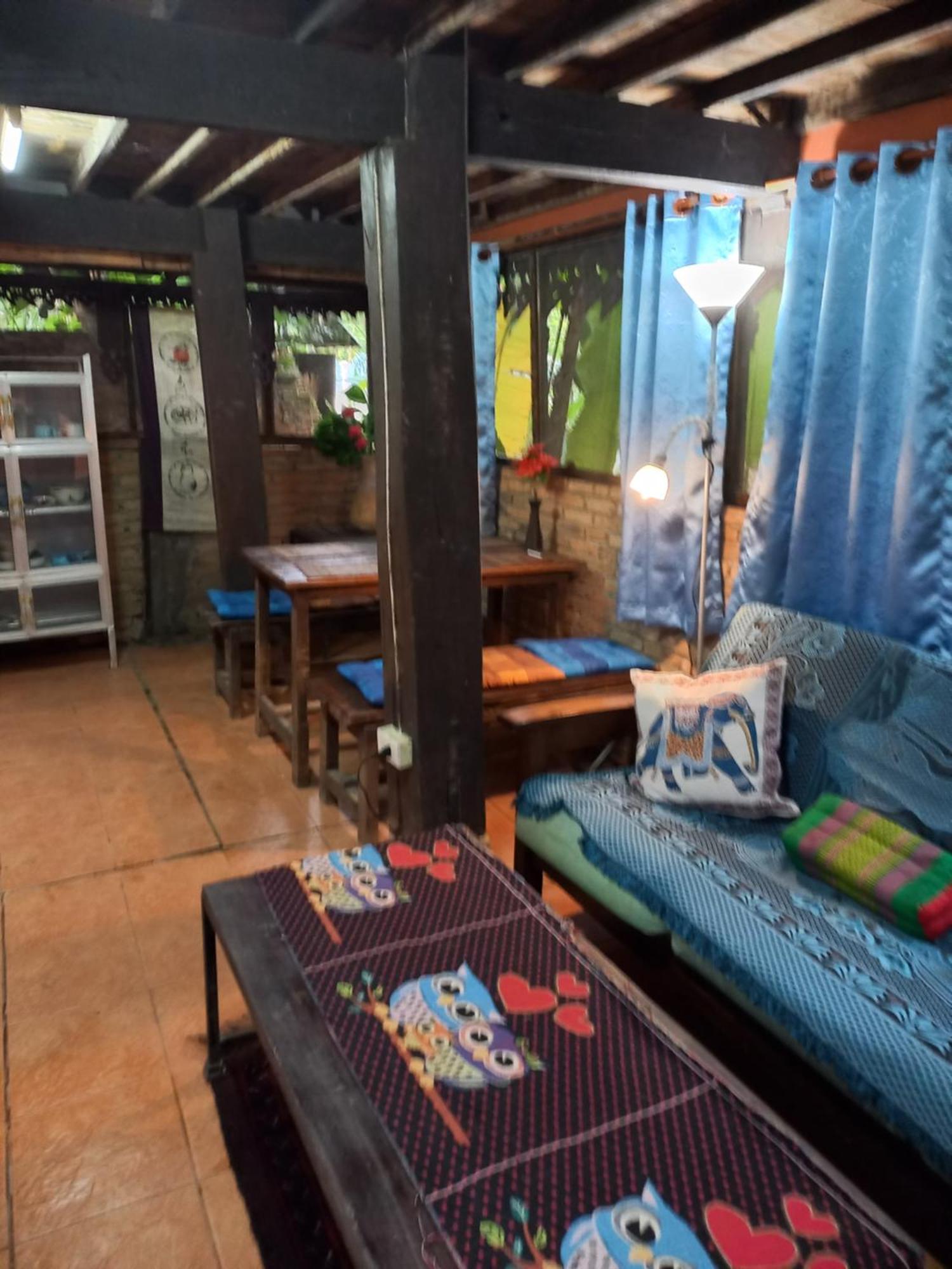 Hotel Teak House Chiang Mai Esterno foto
