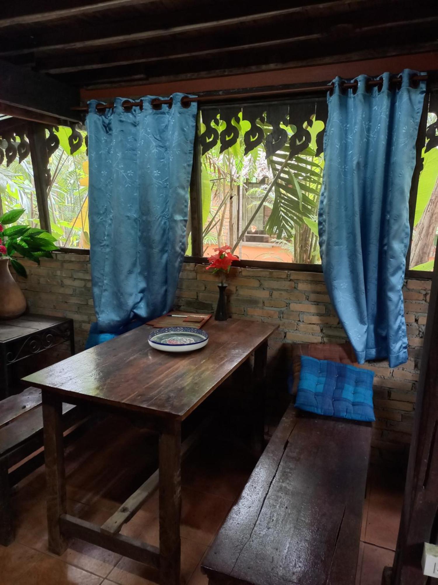 Hotel Teak House Chiang Mai Esterno foto
